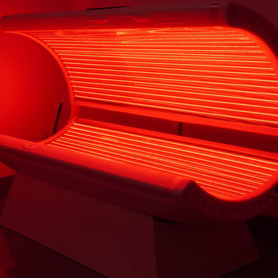 تختخواب درمانی با نور قرمز مراقبت از پوست 660nm 850nm Photodynamic Salon Beauty Pod
